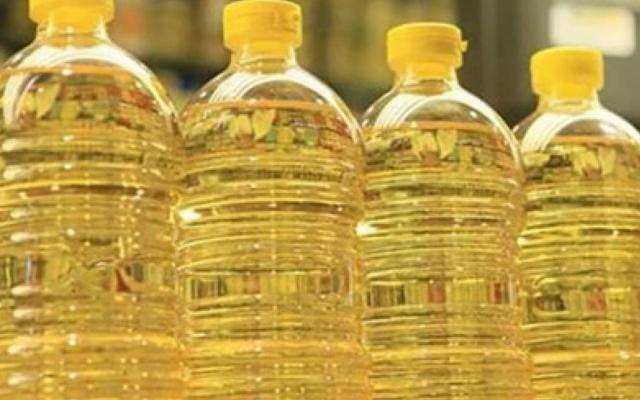 بسبب الحرب الروسية الأوكرانية.. أسعار الزيوت ترتفع 15% 