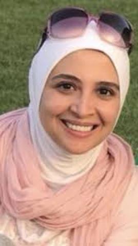 الفنانة حنان ترك