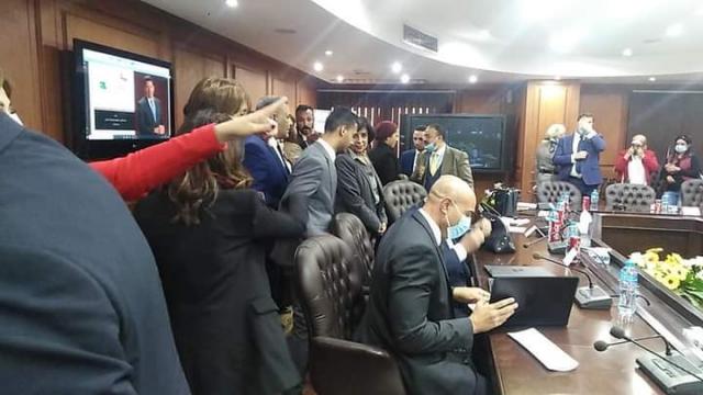 الحدث