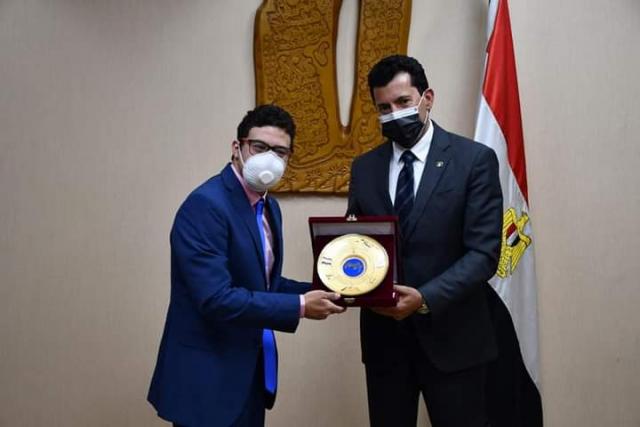 الحدث