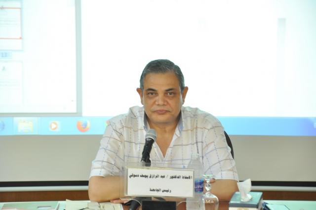رئيس الجامعة