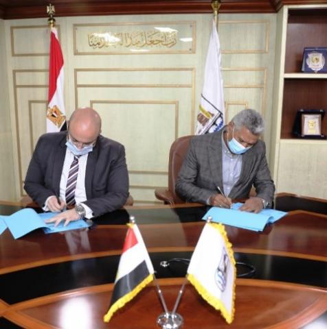 محافظ بني سويف يوقع بروتوكول تعاون مع رئيس مجلس إدارة هيئة تنمية الصعيد