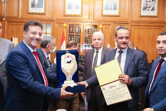 تكريم القضاه 