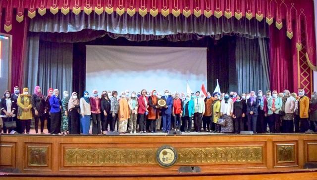 رئيس جامعة بني سويف يقرر تخصيص مقر دائم للمجلس القومي داخل الجامعة