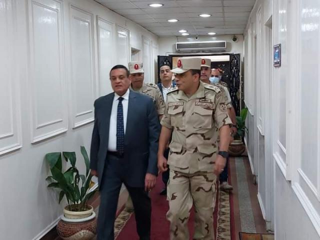 محافظ البحيرة وقائد المنطقة العسكرية