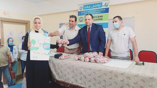 خلال الندوة