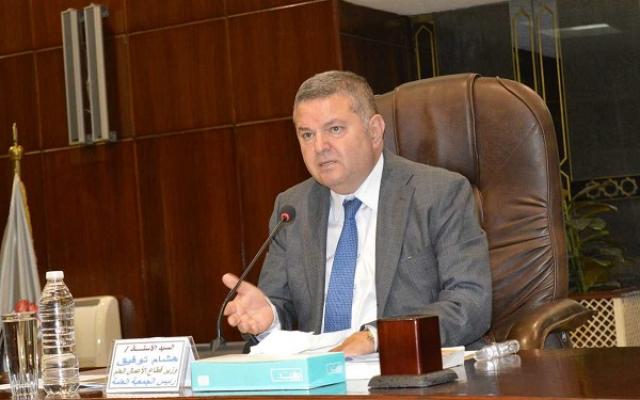 وزير قطاع الأعمال العام،-هشام توفيق