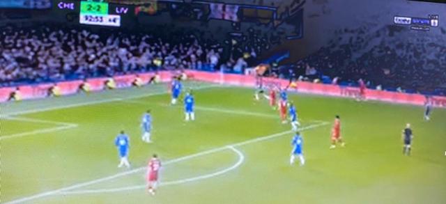 ليفربول يتعادل مع تشيلسي 2-2