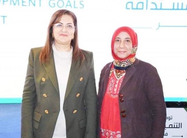 وزيرة التخطيط ومحررة الحدث