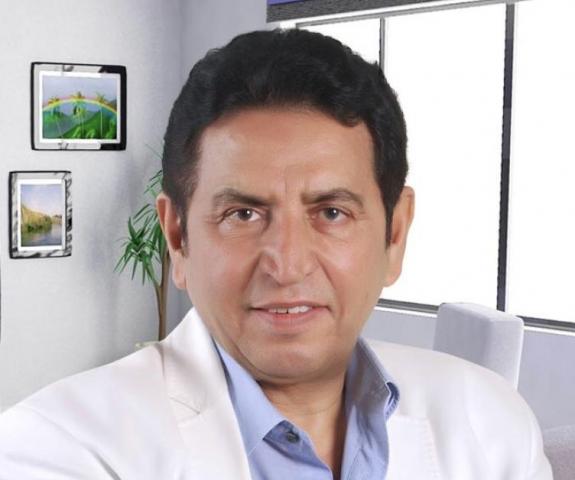 الشاعر كريم العراقي