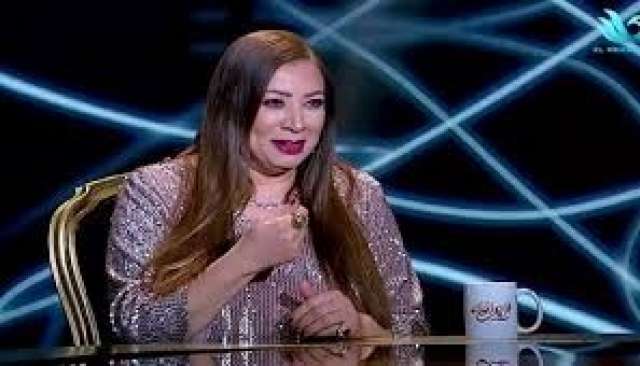 الفنانة انتصار