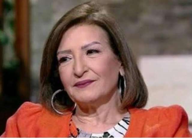 ليلى عز العرب- المسرح