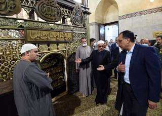 رئيس الوزراء يتفقد أعمال تطوير ساحة مسجد السيد البدويّ بطنطا