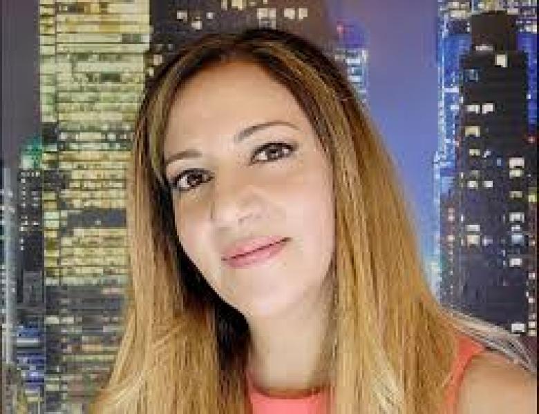 نادين ساندرز