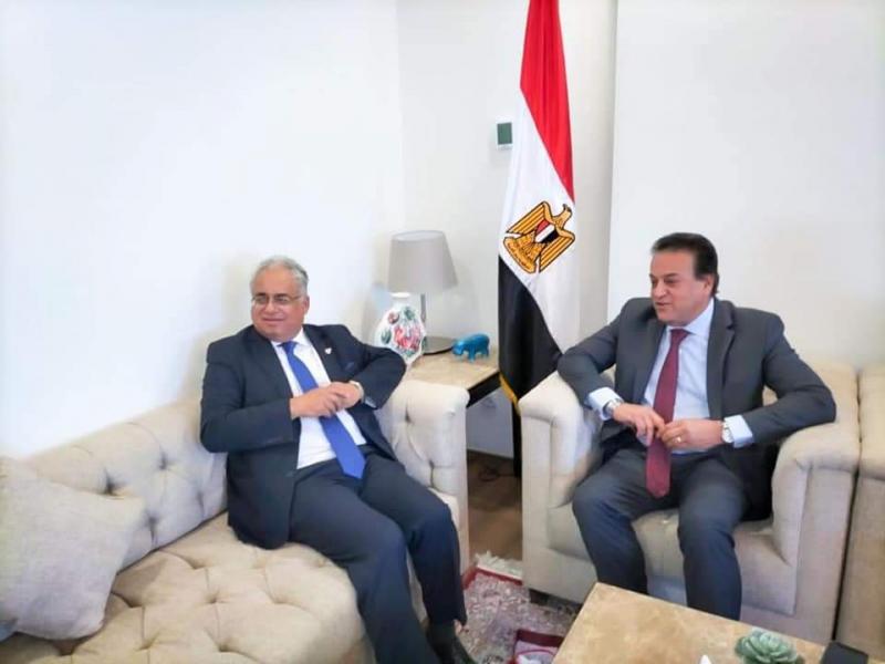 وزير الصحة 