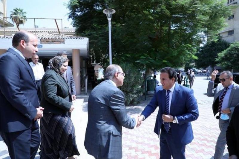 وزير الصحة 