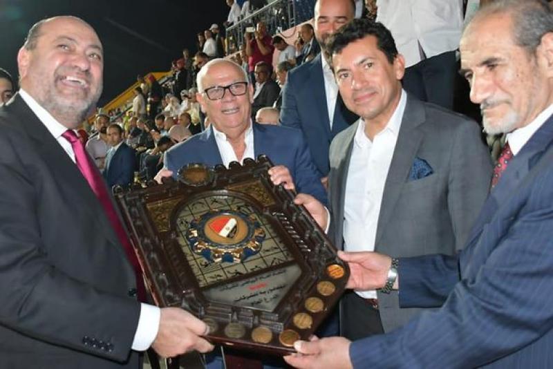 وزير الرياضة