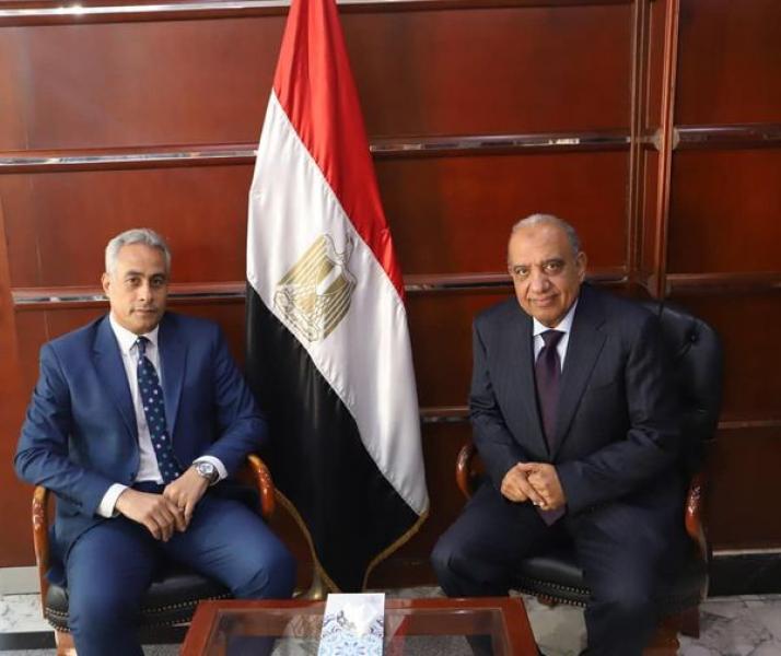 وزيرا قطاع الأعمال والقوى العاملة 