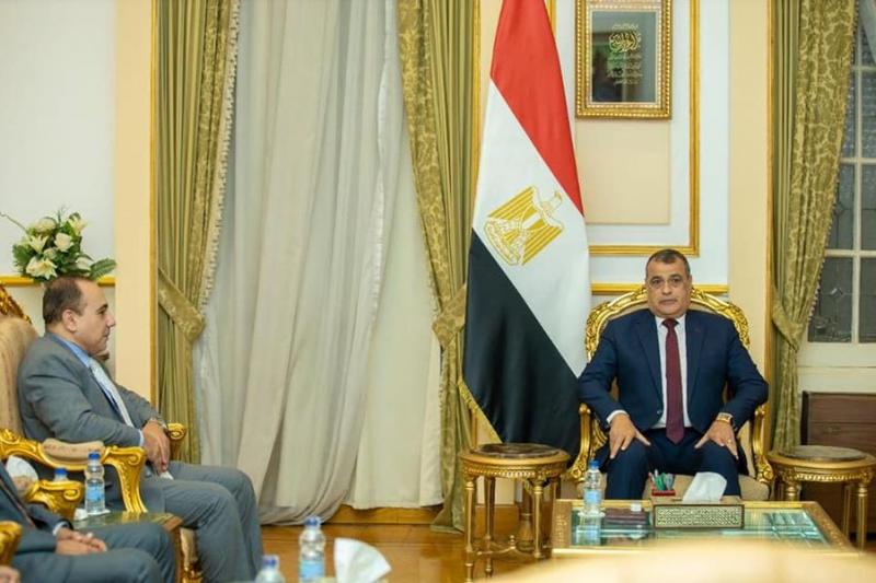 وزير الإنتاج الحربي