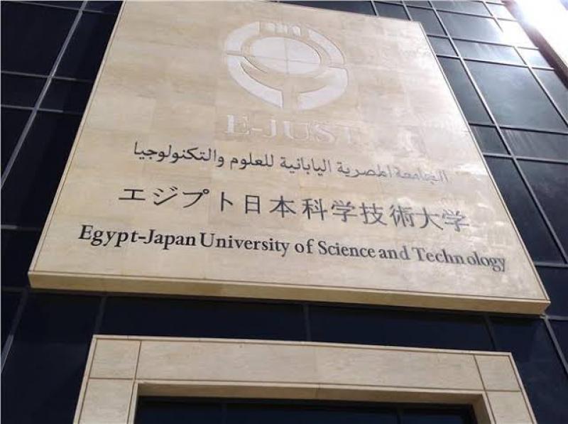 الدكتور عادل السن
