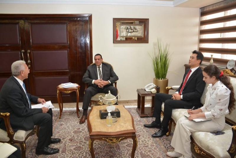 وزير التنمية المحلية 
