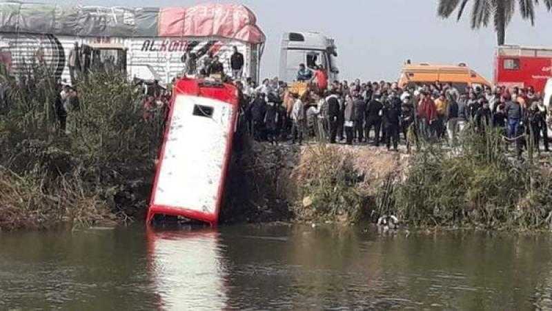 النيابة العامة تأمر بحبس سائق حافلة تسبب في وفاة عشرين راكبًا غرقًا بترعة في أجا بالمنصورة