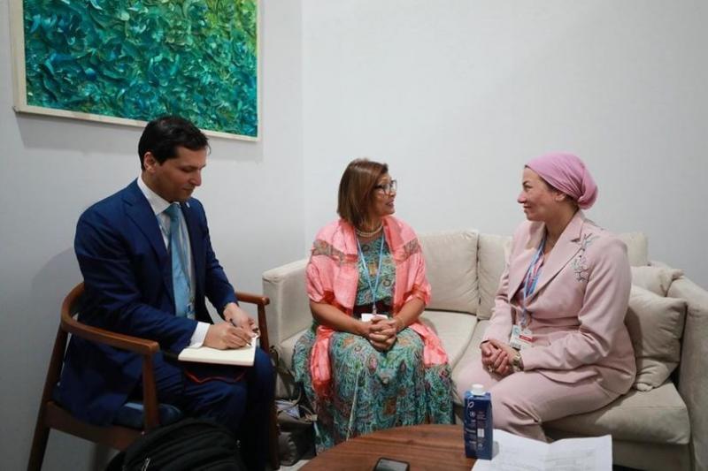 وزيرة البيئة