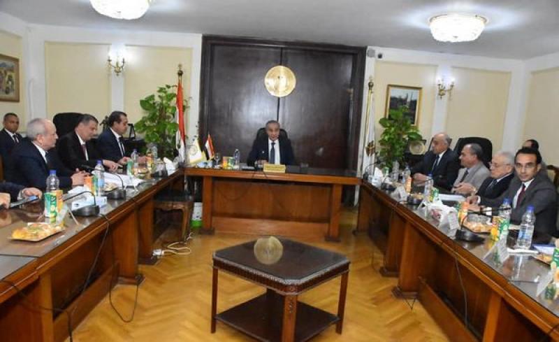 وزير التموين