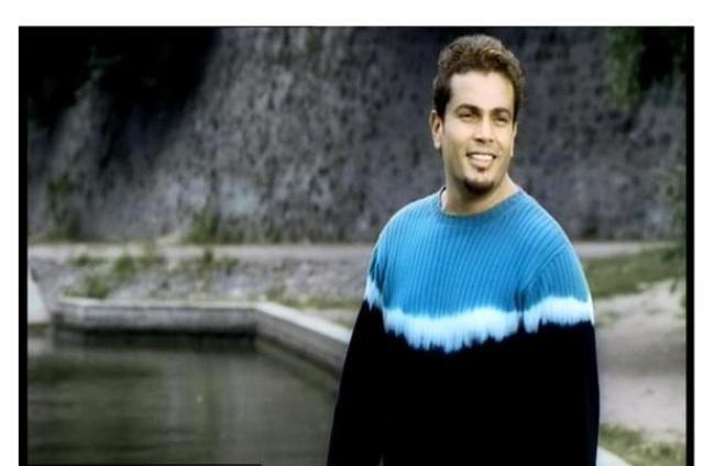 الفنان عمرو دياب
